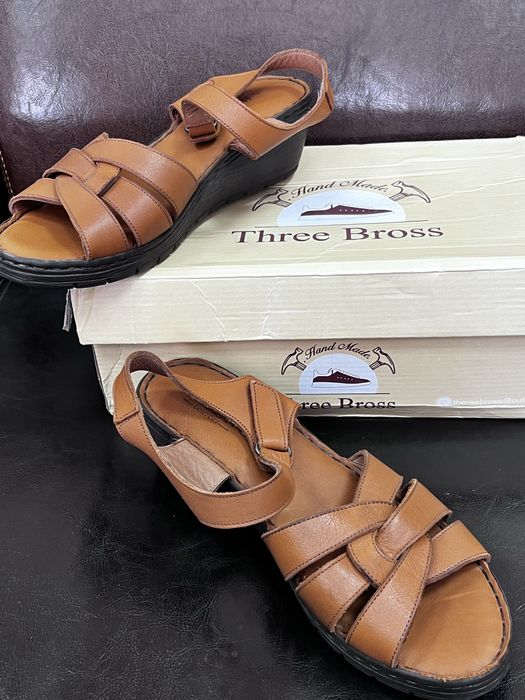 Сандали от естествена кожа