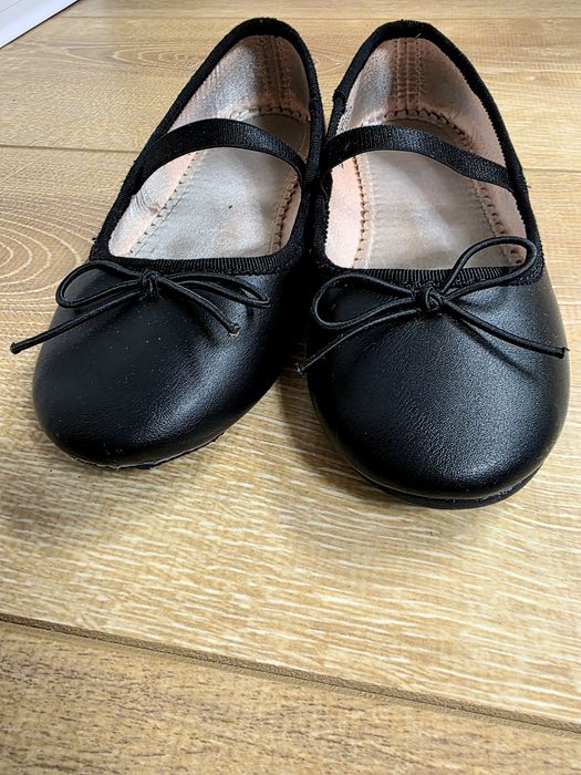 Balerini negri H&M marimea 28 pentru evenimente  cu bereta si toc