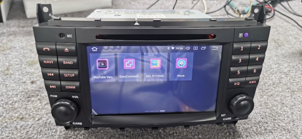 Navigatie Mercedes C-Class & CLK ANDROID 10.0 OCTACORE 4/64 GB