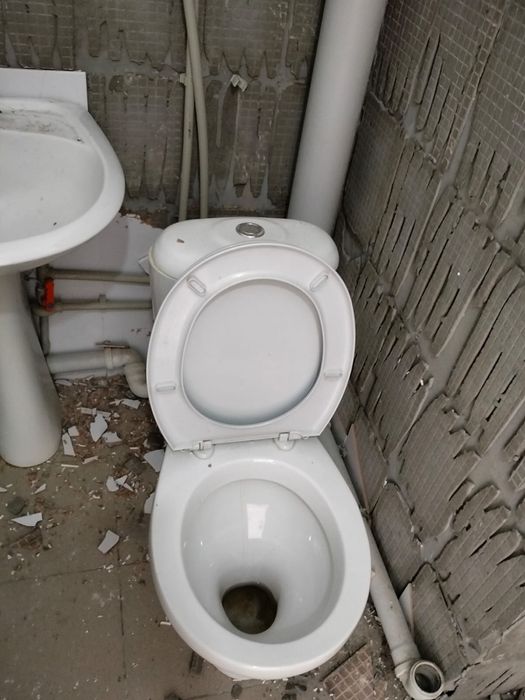 Ванна, раковина,унитаз