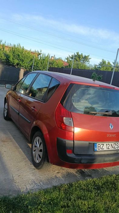 De vanzare renault