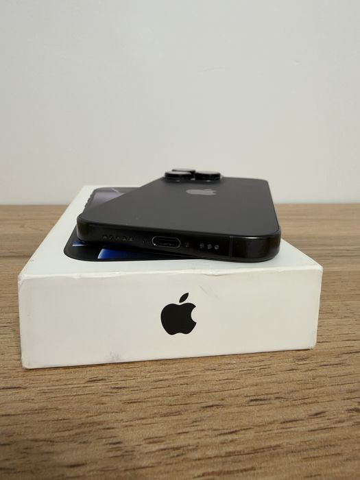 Срочно продам iPhone 16 Pro/ 256 ГБ