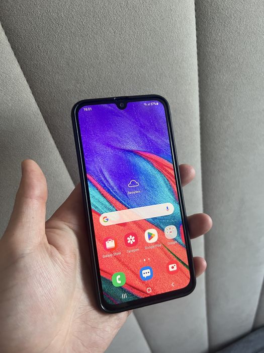 Обмен на ноут Samsung a40 64 gb.