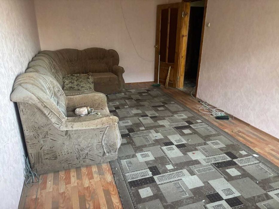 Продам 1 комнатную малосемейку!