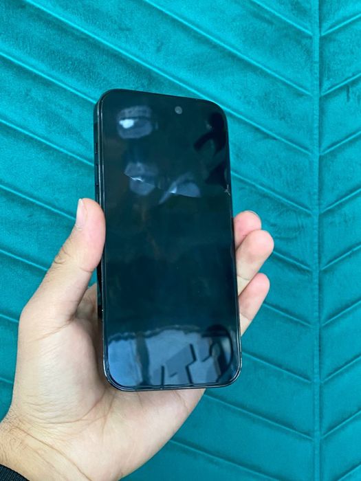 iphone 14 pro sitiladi qora rang