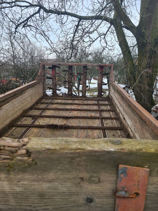 Mig,remorca de imprastiat gunoi de 4 tone