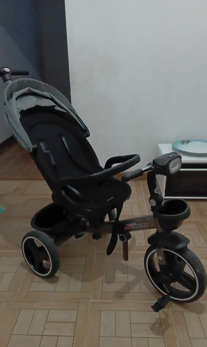 Срочно продаётся коляска велосипед