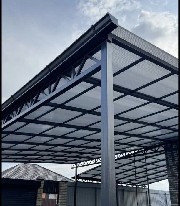 Изготовленин навесов , козырьков,