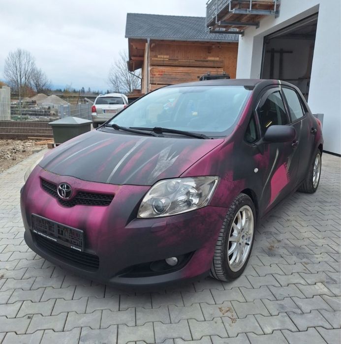 Тойота Аурис / Toyota Auris 2.2 d cat на части