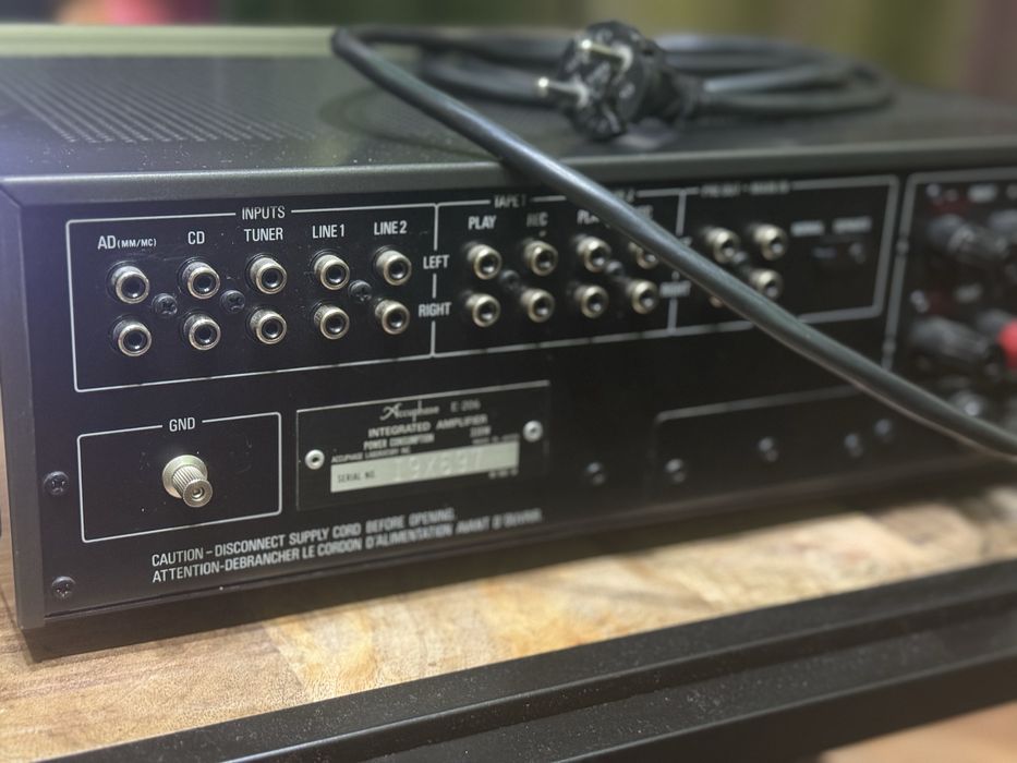 Amplificator stereo integrat Accuphase E-206