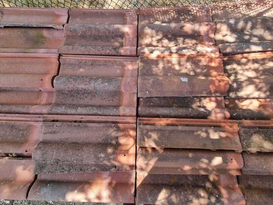 Използвани керемиди Брамак 450 бр. перфектни на половин цена.