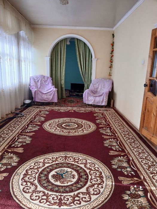 Шахрисабз Шахар Срочно ховли сотилади.