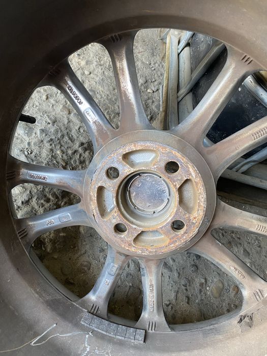 Jante Bmw 16 inch’ + anvel vara 205/55/16 , Bridgestone !