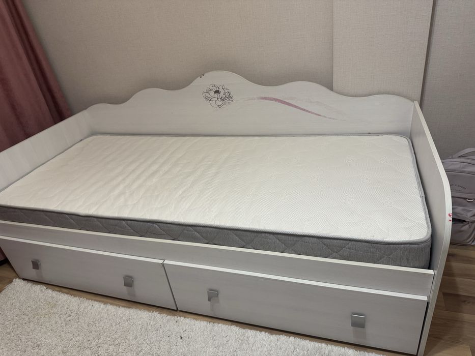 Продам детскую кровать