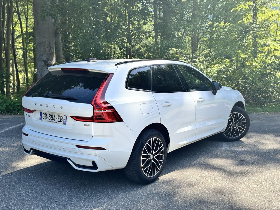 VOLVO XC60 2022 — imagine 4