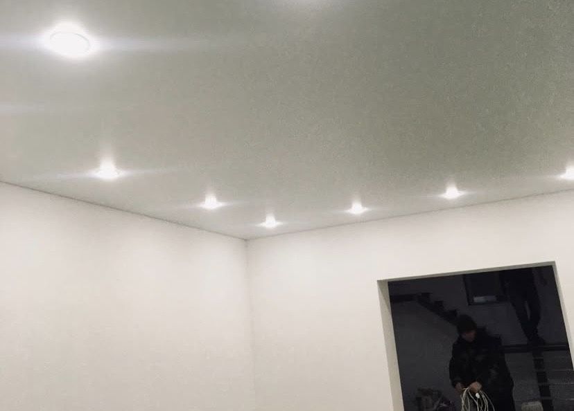 Натяжные потолки