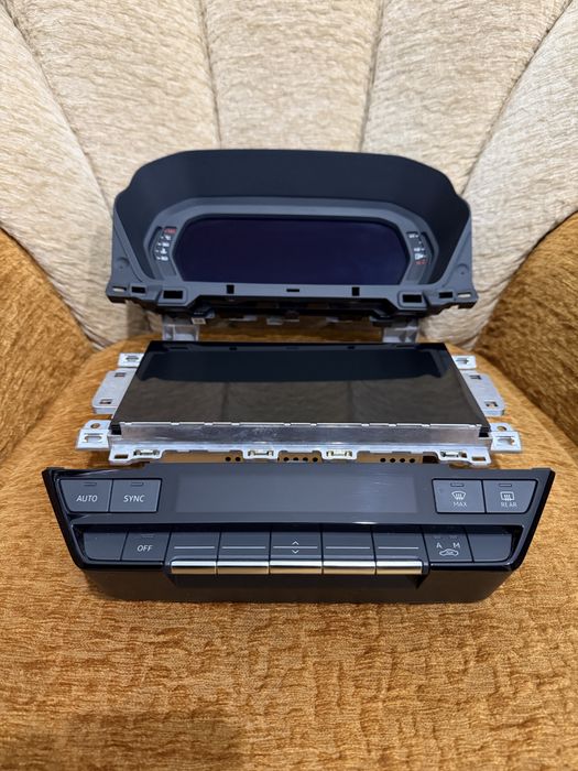 Navigatie / Ceasuri bord / Climatronic Audi A3 8Y 2020-2025