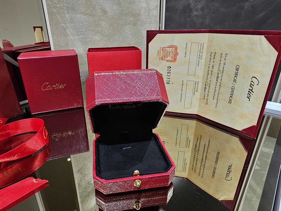 Кутия за колие Cartier + торбичка + сертификат