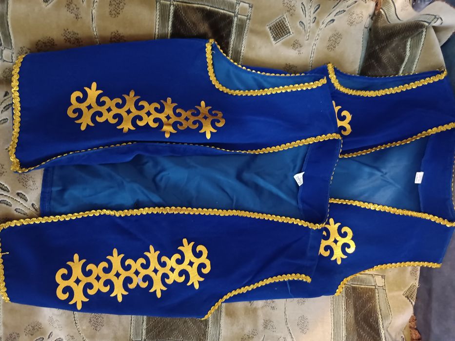 Детские костюмы праздничные