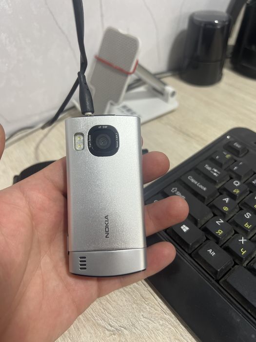 Nokia 6700 Slide