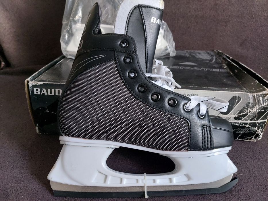 Хоккейные коньки Baud новые