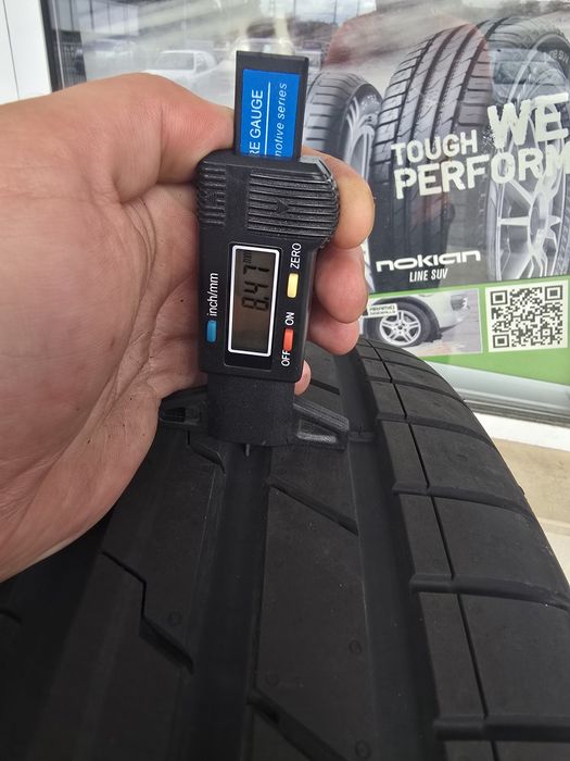 Гуми 225/40/18 Hankook