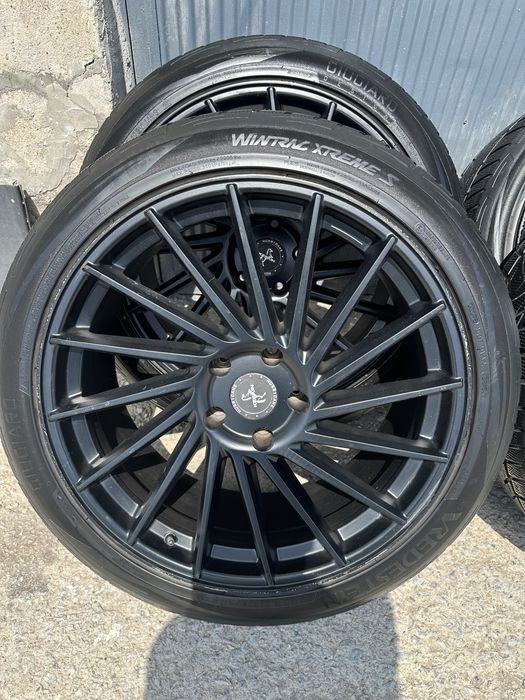 Джанти с гуми 22” 5*130