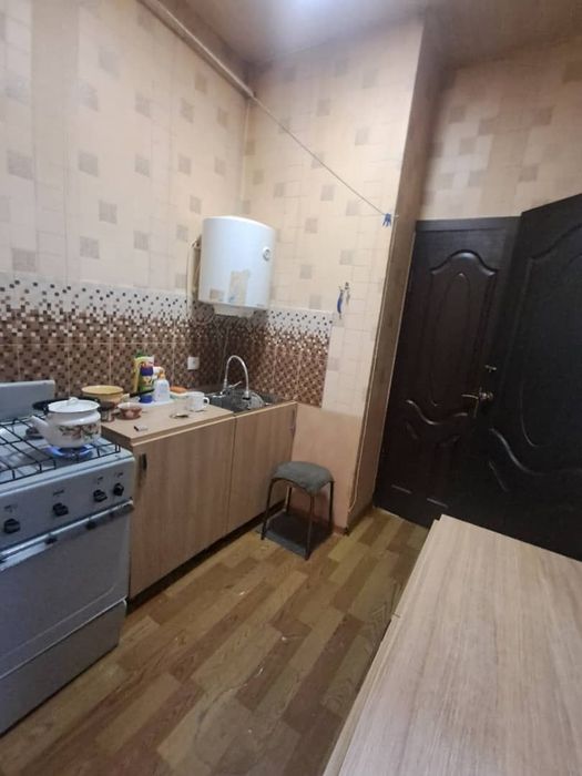 Продается Одна комнатный коттеджный домик. Файзиобад. Ор-р Рисовый баз