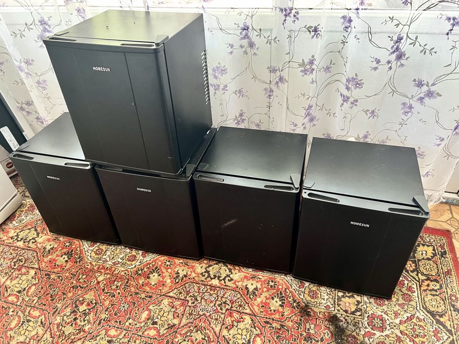 Продам Холодильник Мини Бар