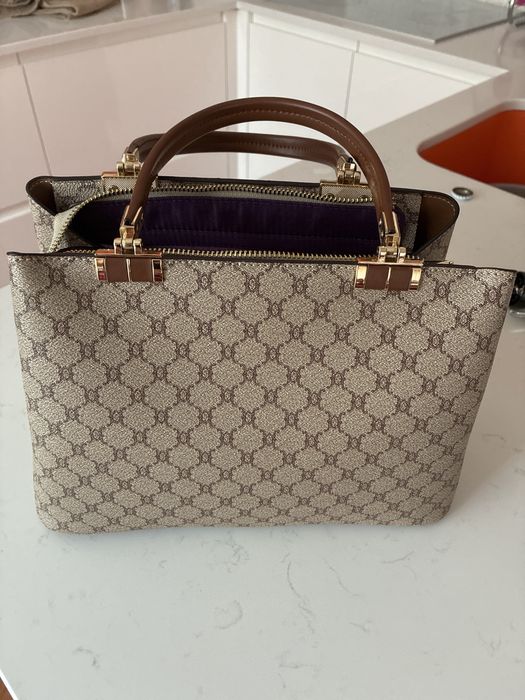 Дамска чанта в отлично състояние