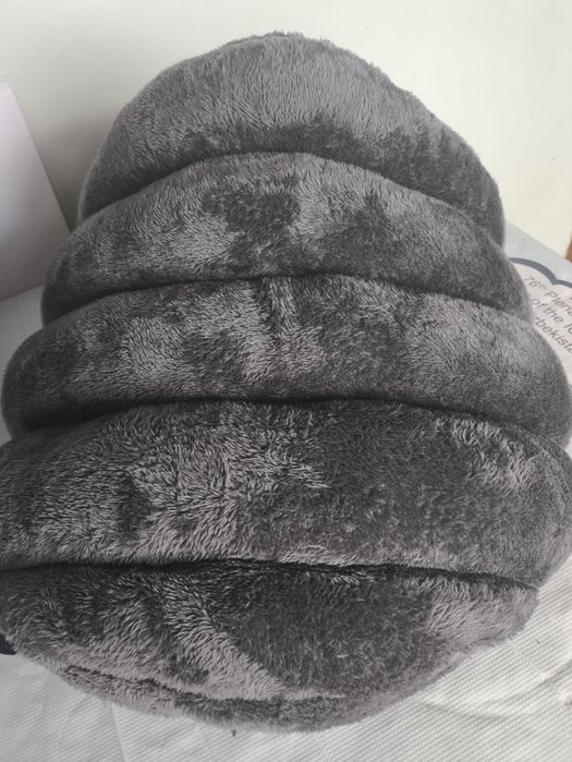 Продается лежанка для кошек и собак