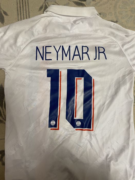 Форма ПСЖ Неймар