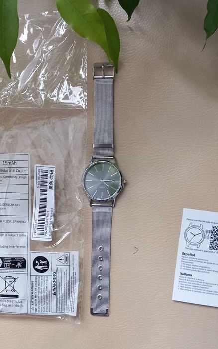 Ceas femei Quartz cu bratara argintie