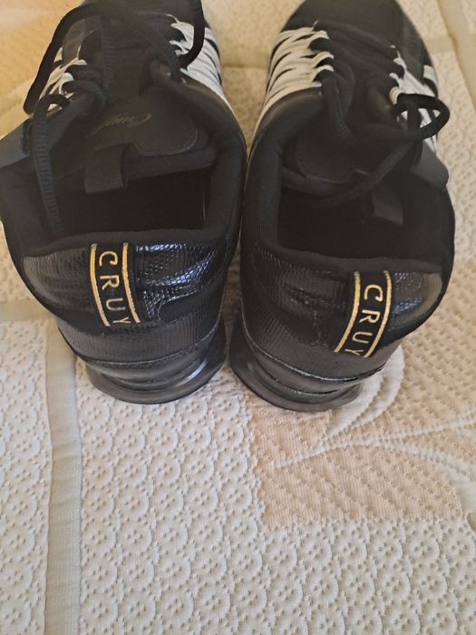 Кройф маратонки два броя