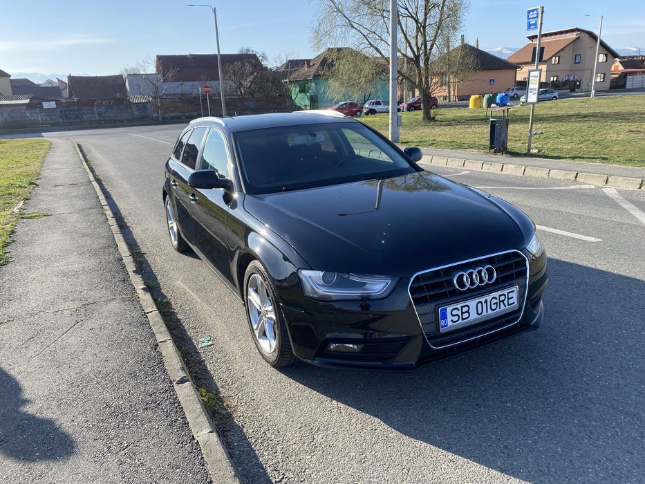 Vand Audi A4 B8 anul 2015