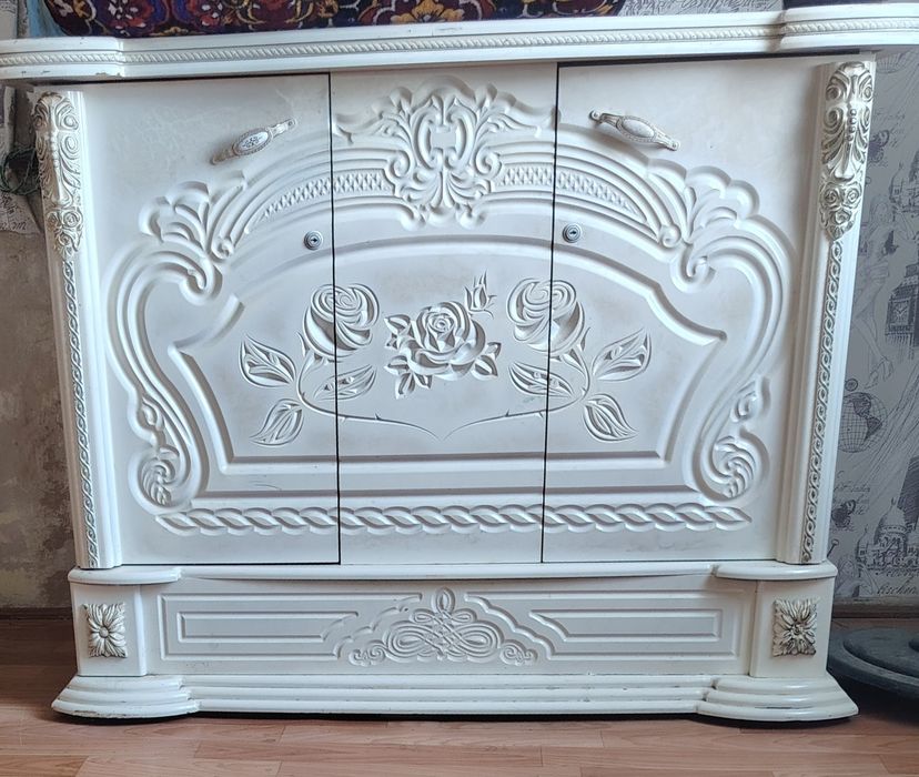 Сандиқ сотилади. Янги.