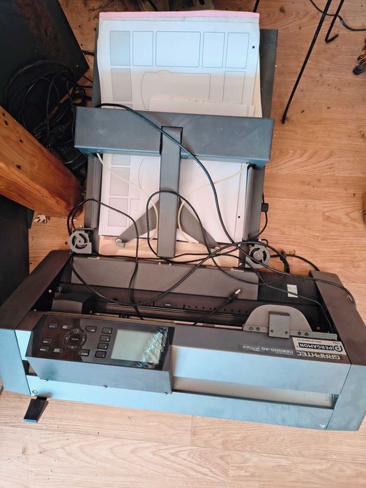 Gravator Roland Egx350, Cutting Plotter Graphtec 6000-04 plus, Trimmer