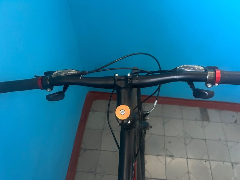 Продаётся велик axis 700md