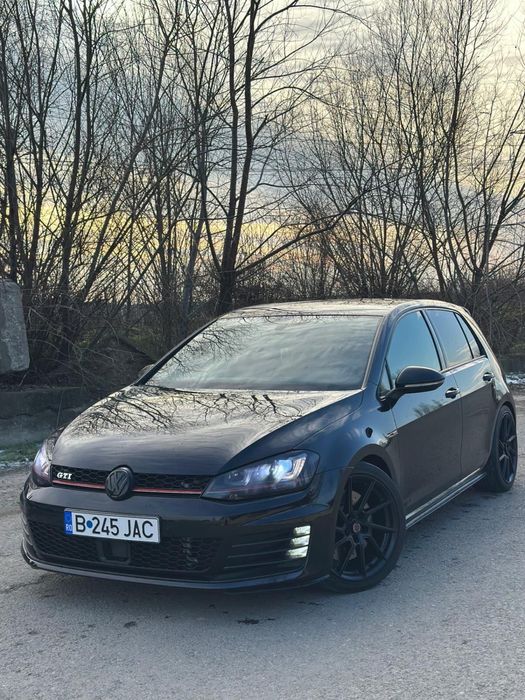 Volkswagen Golf 7 GTI Performance 330cp 150,000km Intretinut Exemplar