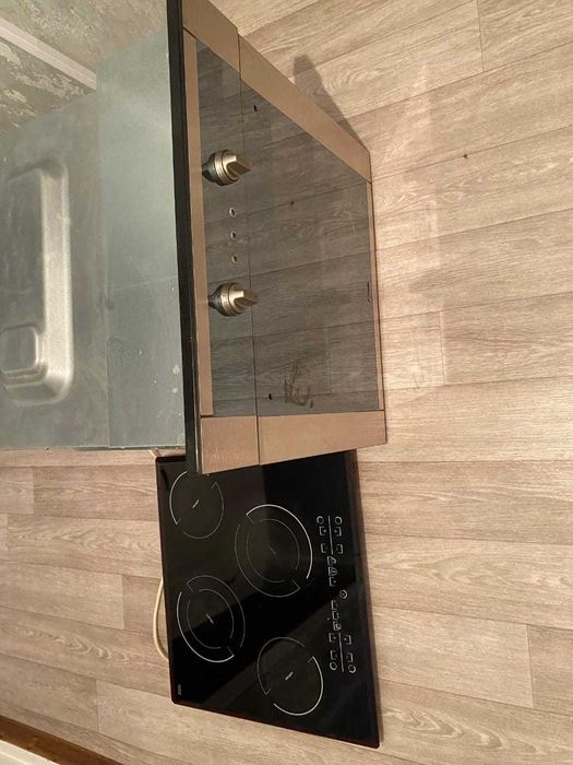 Электроплита. Б/у .