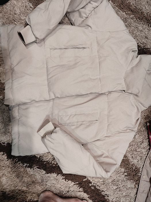 Продаётся распродажа все по по 2000