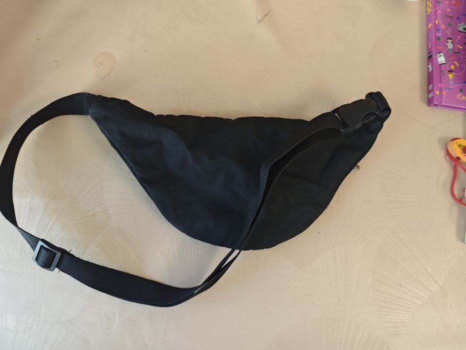 Поясная сумка (набедренная)