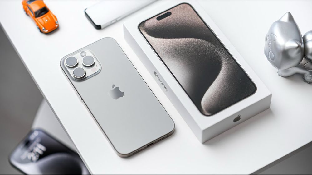 iPhone 15 Pro Titanium Natural