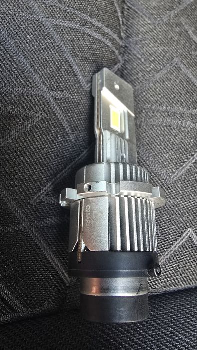 D2S LED крушки - Чисто нови | В гаранция