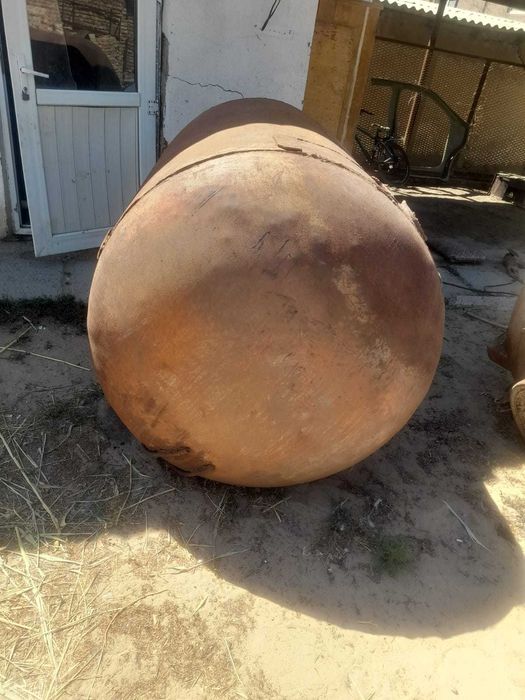 Ёмкаст для гавнавоз металлический