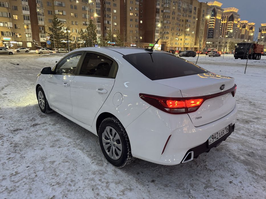 Прожается Kia Rio