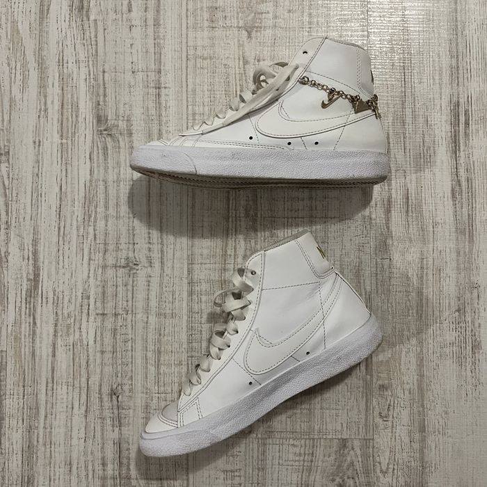 Nike Pendants Blazers