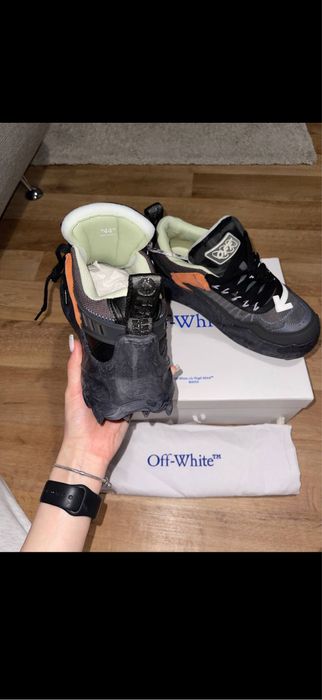 Обувки OFF- White ODSY