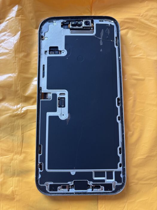 IPhone 16 Pro Max 256GB за части  -
