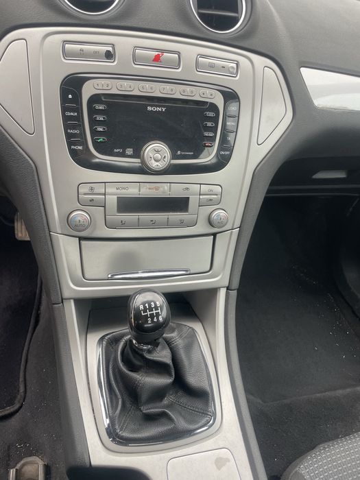 Ford Mondeo на части